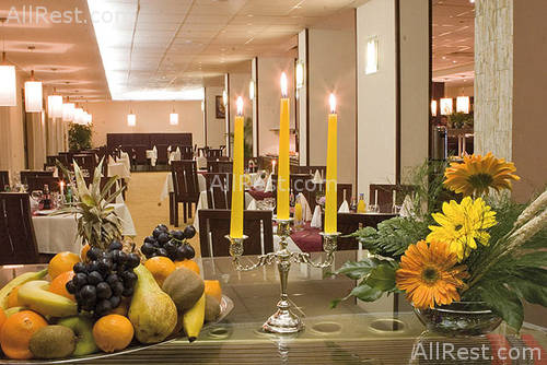 Royal Lodge & SPA Hotel 17